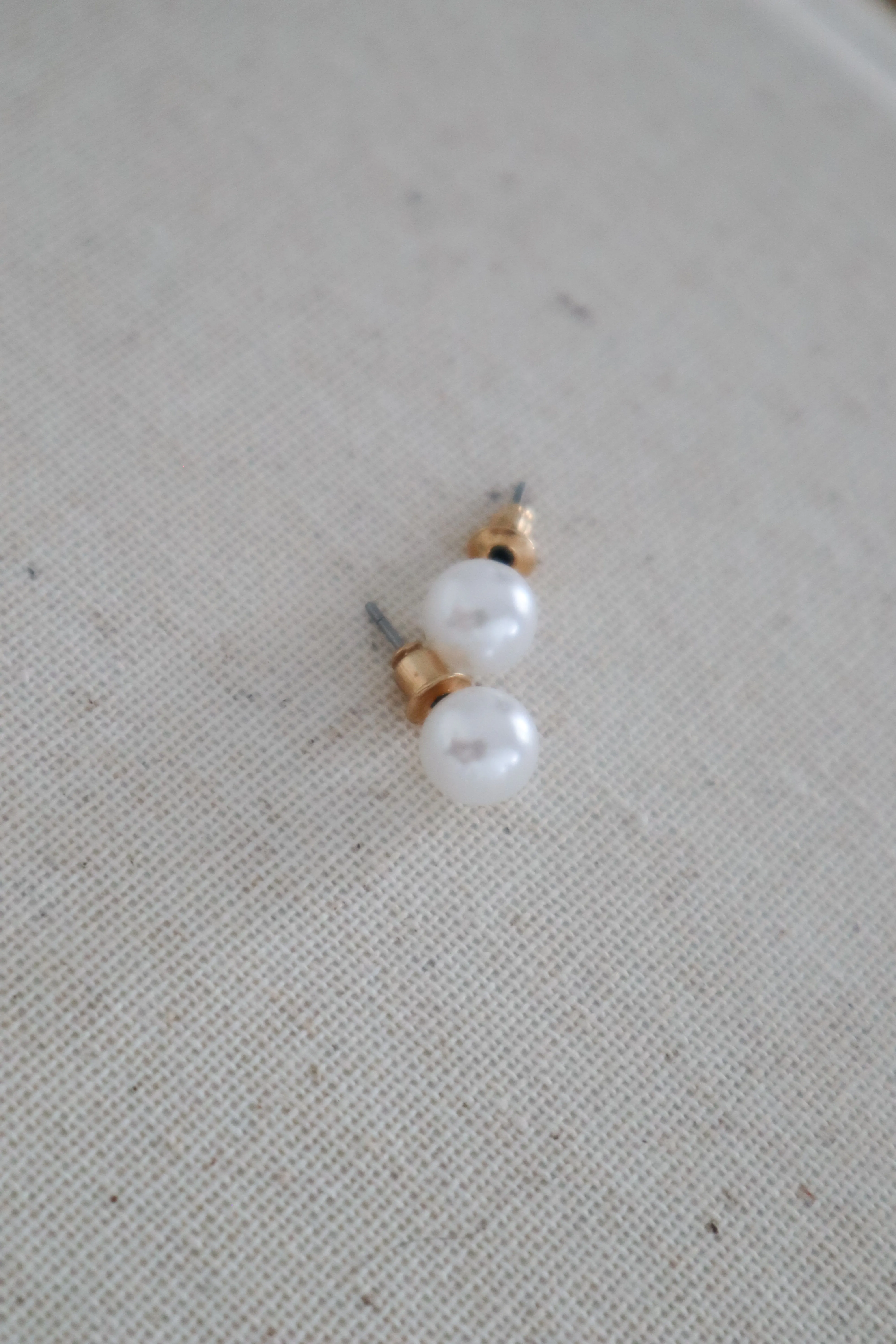 Cove Pearl Studs