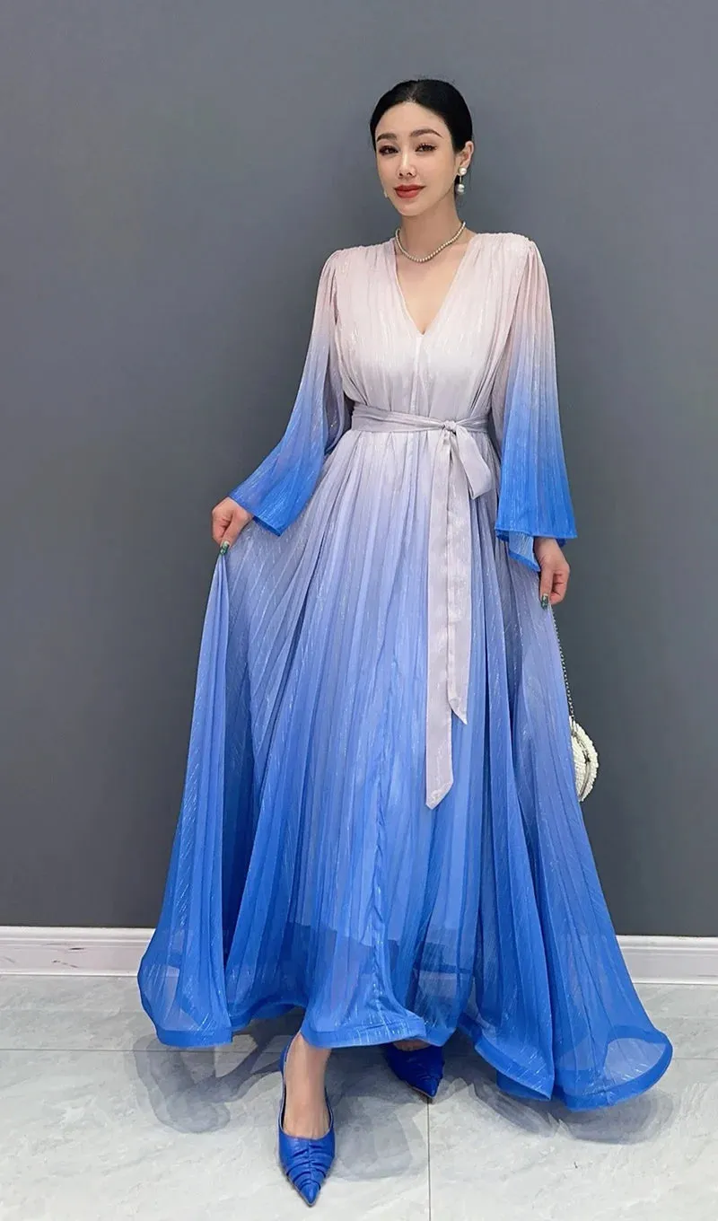 Women's Elegant Dramatic Sleeves Pleated Midi Dress